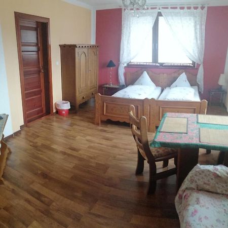 Villa Meisterburg Ściegny Δωμάτιο φωτογραφία